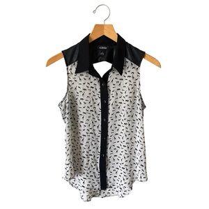 Vintage Safari Animals Collared Button Up Top Size L Open Back Sheer Zoo A Byer